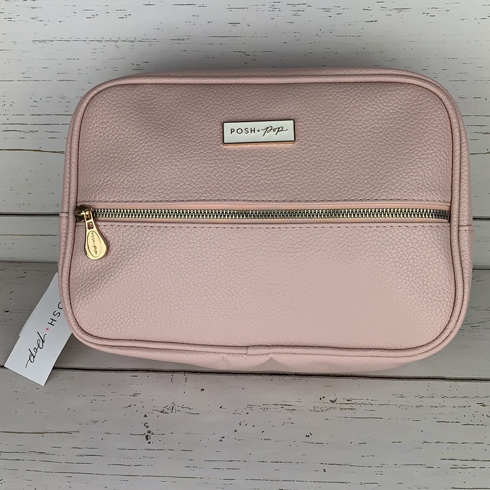Posh + Pop Travel Case Bag with 2 Travel Toiletry Bottles NWT Pale Soft Pink
